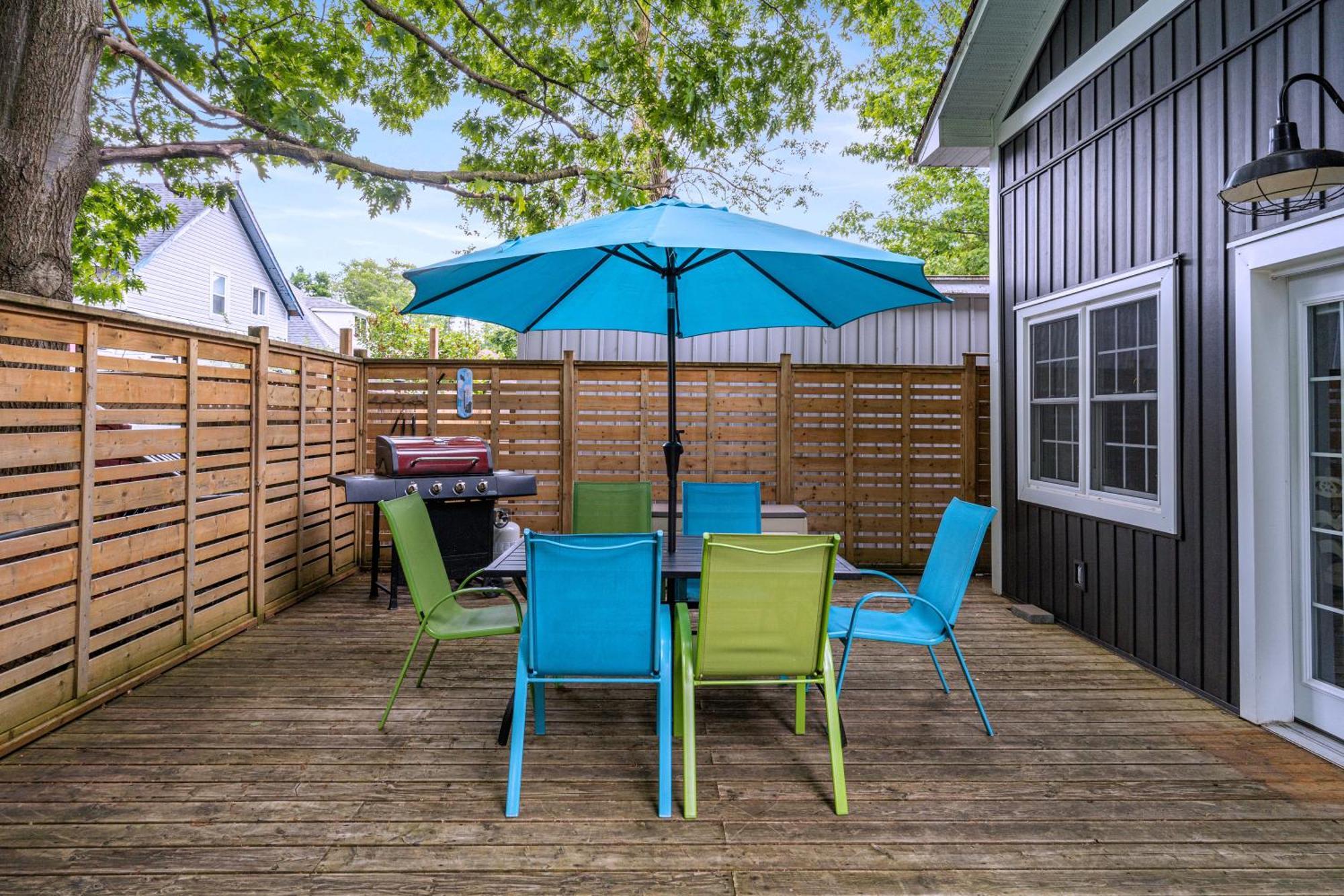 Sandy Cove Cottage Crystal Beach Exterior photo